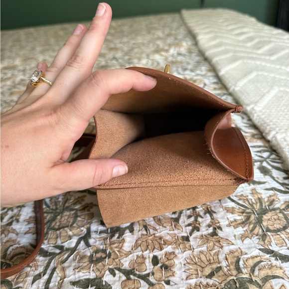 Teddi Joelle Brown Leather Crossbody Bag - Picture 4 of 4